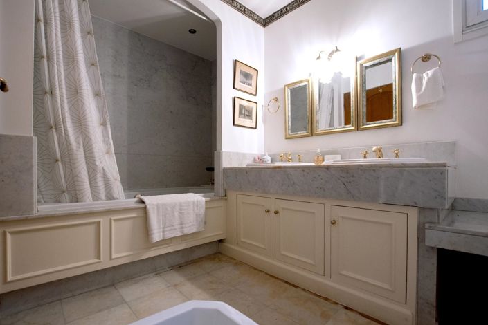 Image No.23-5 Bed House for sale