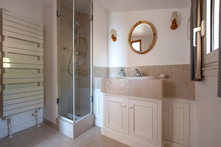 Image No.31-5 Bed House for sale