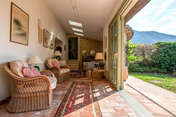 Image No.10-5 Bed House for sale