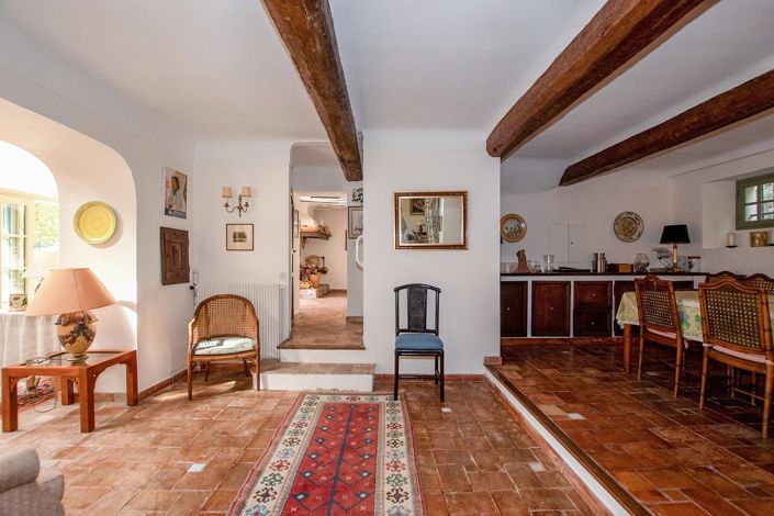 Image No.16-5 Bed House for sale