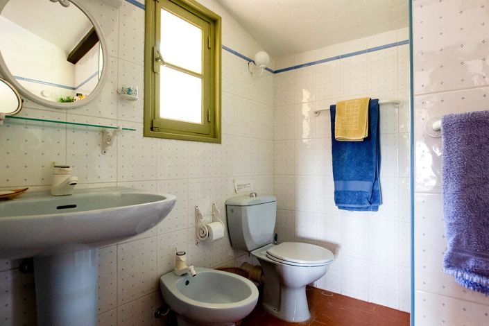 Image No.25-5 Bed House for sale