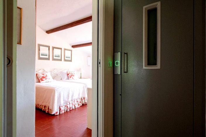 Image No.27-5 Bed House for sale