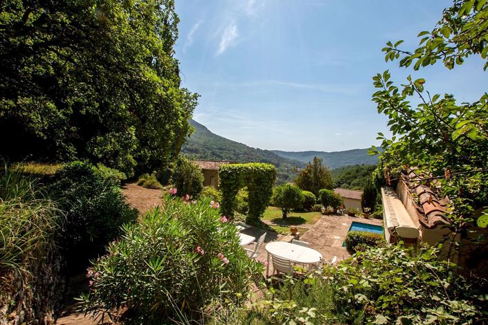 Image No.43-5 Bed House for sale