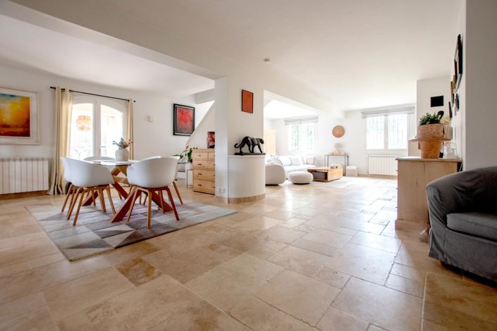 Image No.9-Maison de 5 chambres à vendre à Châteauneuf-Grasse