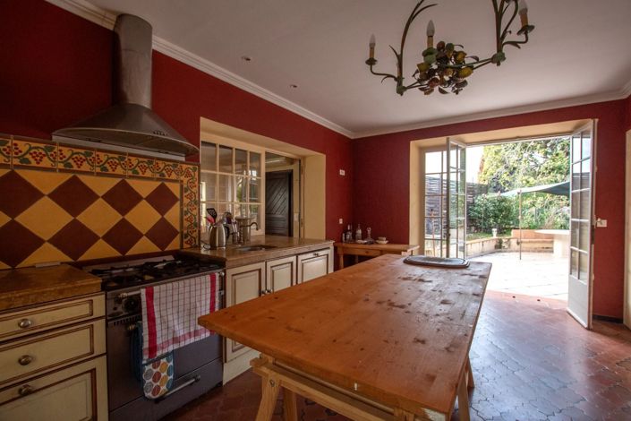 Image No.8-3 Bed House for sale