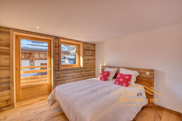 Image No.26-7 Bed House for sale