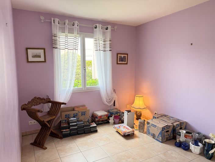 Image No.15-5 Bed House for sale