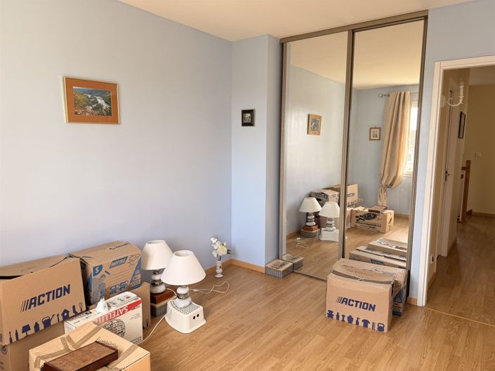 Image No.27-5 Bed House for sale