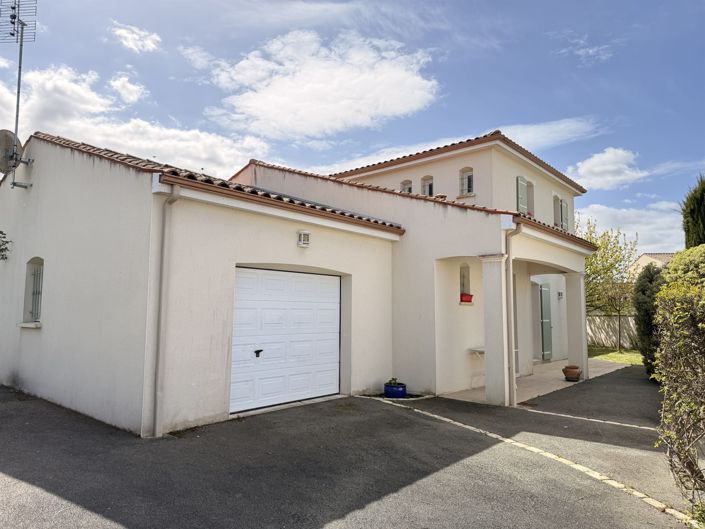 Image No.3-5 Bed House for sale