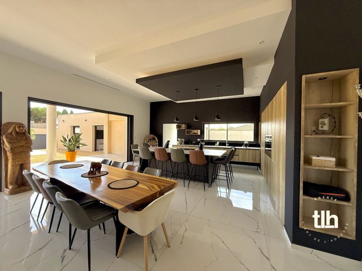 Image No.10-Propriété de 4 chambres à vendre à Aigues-Mortes