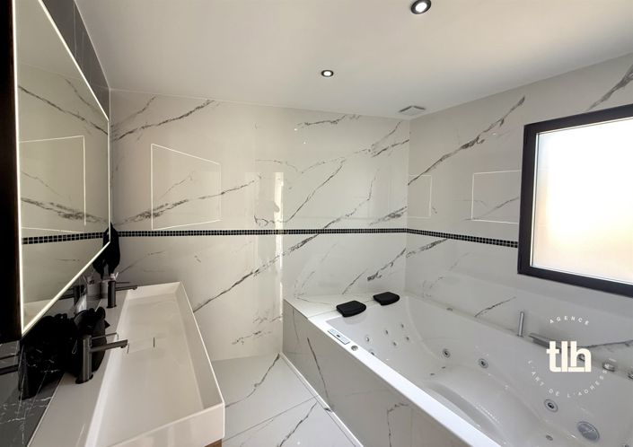 Image No.15-Propriété de 4 chambres à vendre à Aigues-Mortes