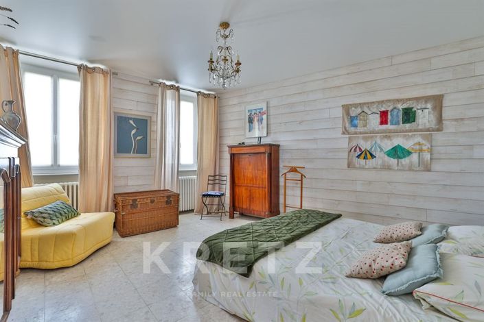 Image No.13-5 Bed House for sale