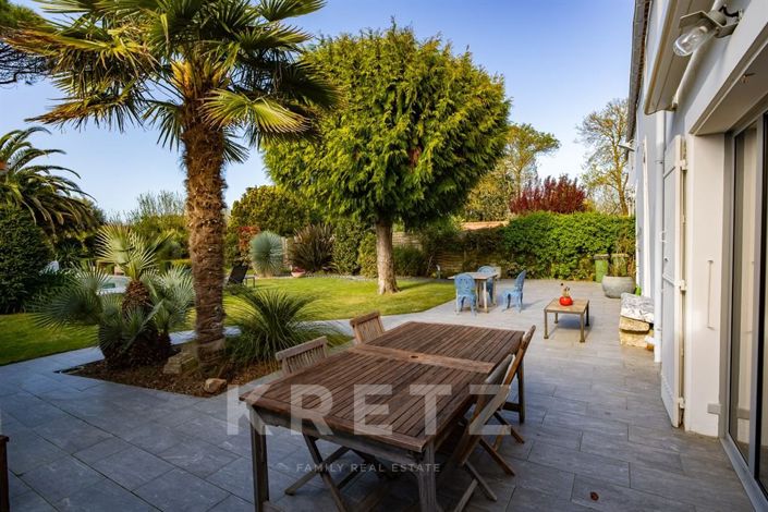 Image No.17-5 Bed House for sale