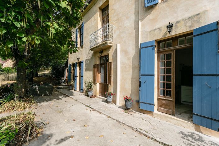 Image No.18-5 Bed House for sale