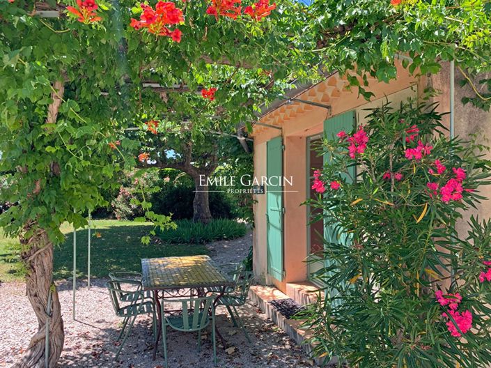 Image No.10-3 Bed House for sale