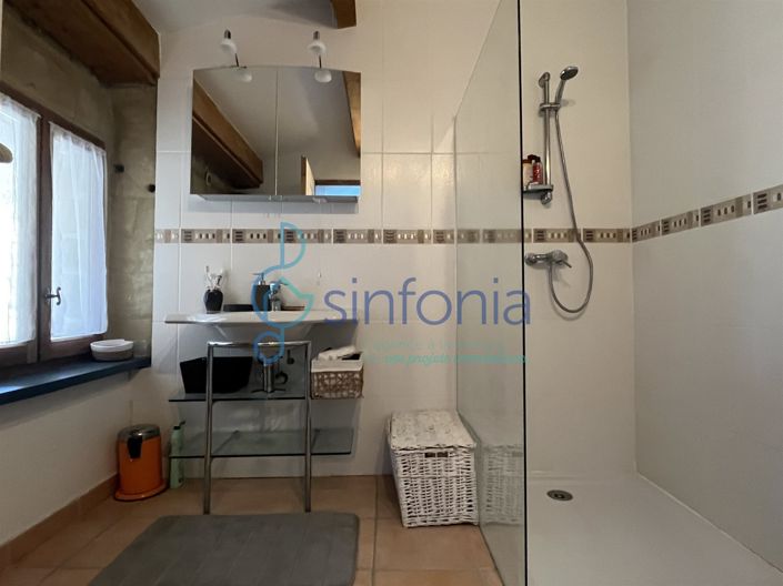 Image No.12-Maison de 6 chambres à vendre à Uzès