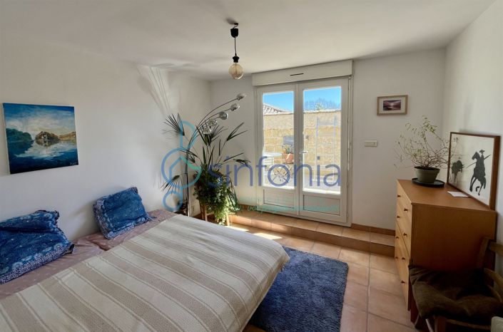 Image No.8-Maison de 6 chambres à vendre à Uzès