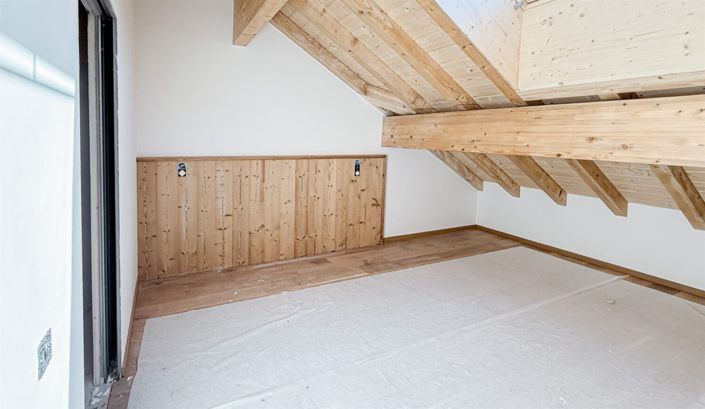 Image No.14-3 Bed Apartment for sale