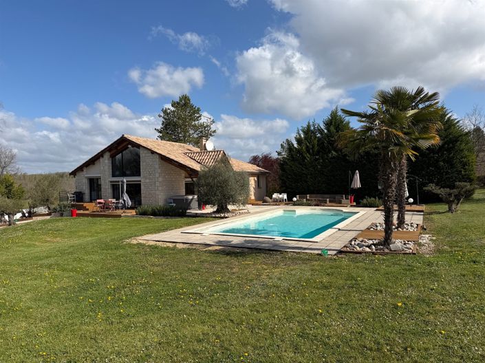 Image No.3-3 Bed House for sale