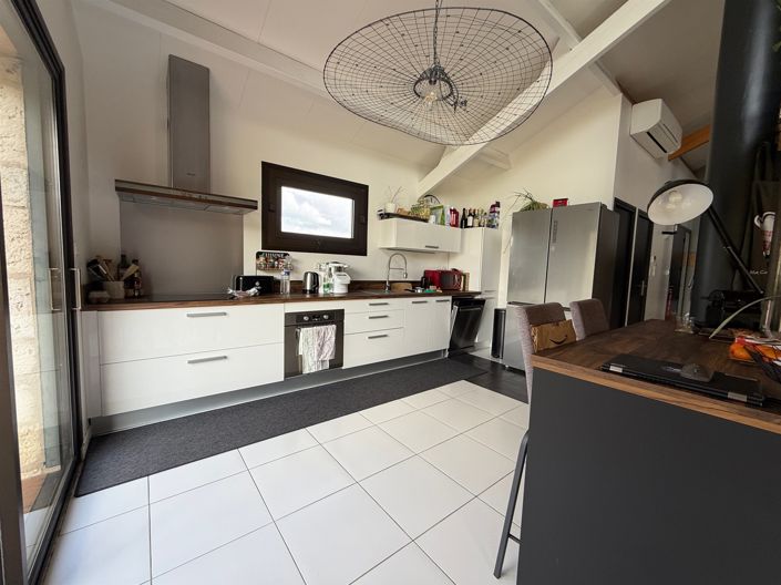 Image No.7-3 Bed House for sale