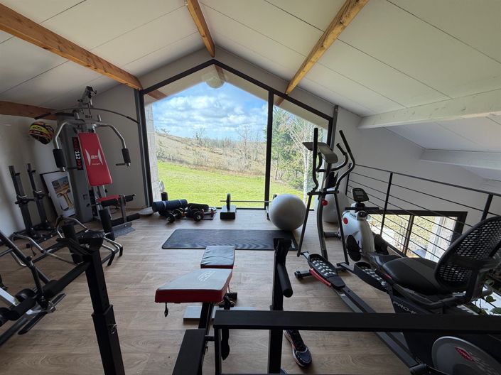 Image No.8-3 Bed House for sale