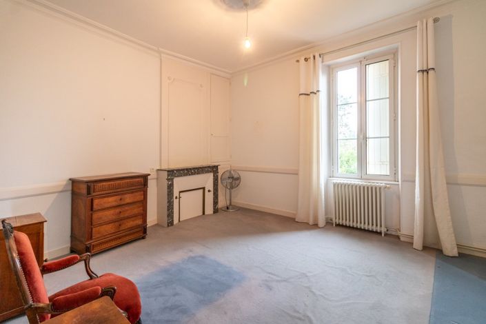 Image No.17-4 Bed House for sale