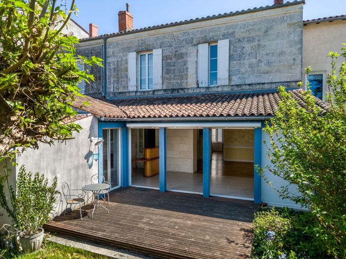 Image No.3-4 Bed House for sale