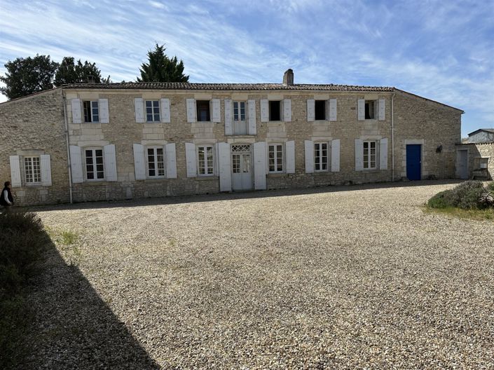 Image No.5-Maison de 8 chambres à vendre à Saint-Romain-de-Benet