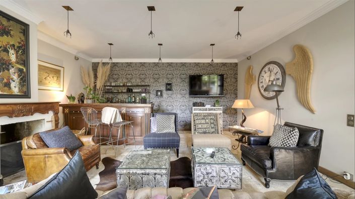 Image No.2-4 Bed House for sale