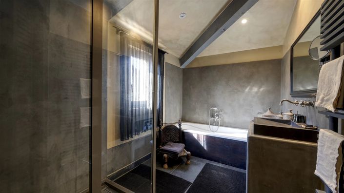 Image No.9-4 Bed House for sale