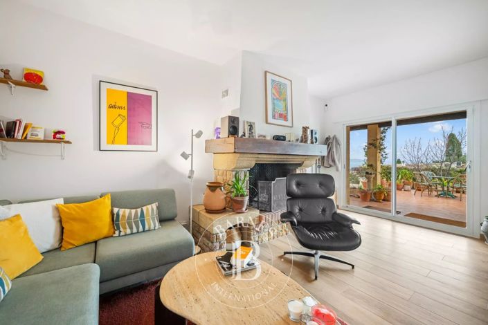 Image No.9-House for sale