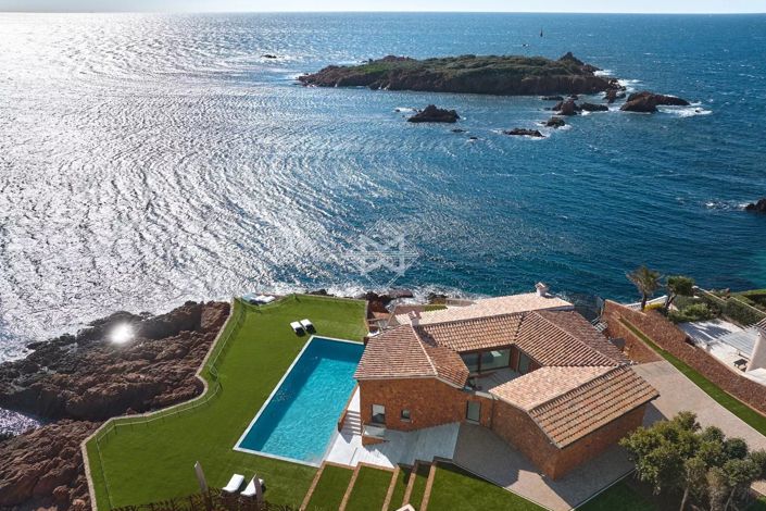 Image No.2-3 Bed House for sale