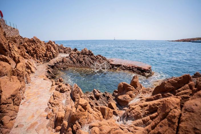 Image No.3-3 Bed House for sale