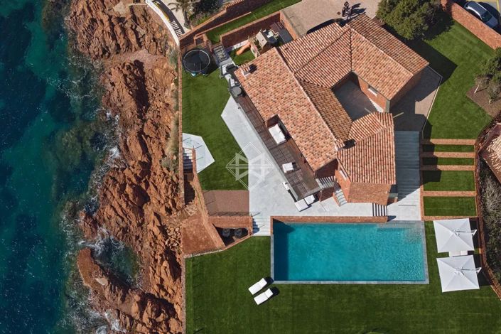 Image No.6-3 Bed House for sale