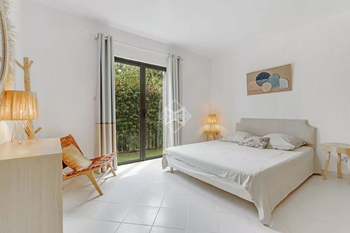 Image No.7-Maison de 7 chambres à vendre à Carqueiranne