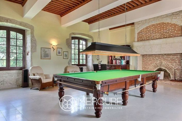 Image No.10-6 Bed House for sale