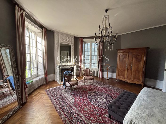 Image No.20-16 Bed House for sale