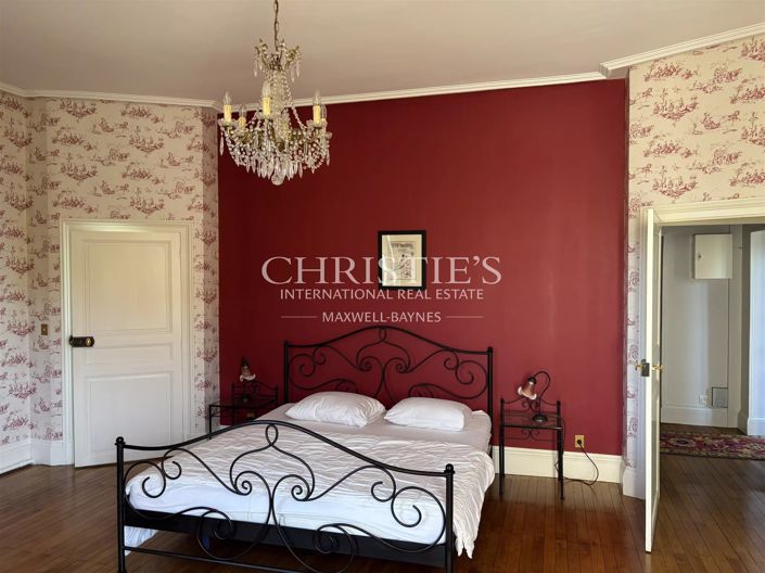 Image No.23-16 Bed House for sale