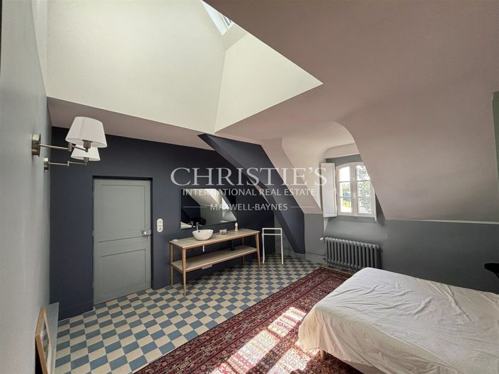 Image No.27-16 Bed House for sale