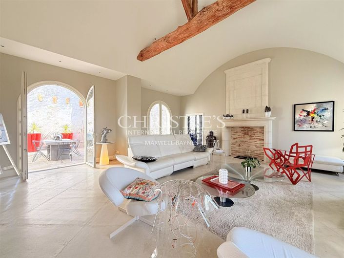 Image No.9-4 Bed House for sale