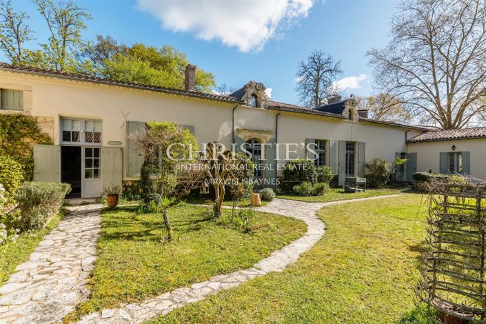 Image No.4-Propriété de 11 chambres à vendre à Bordeaux