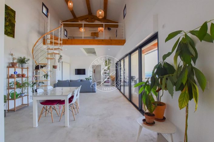 Image No.13-5 Bed House for sale