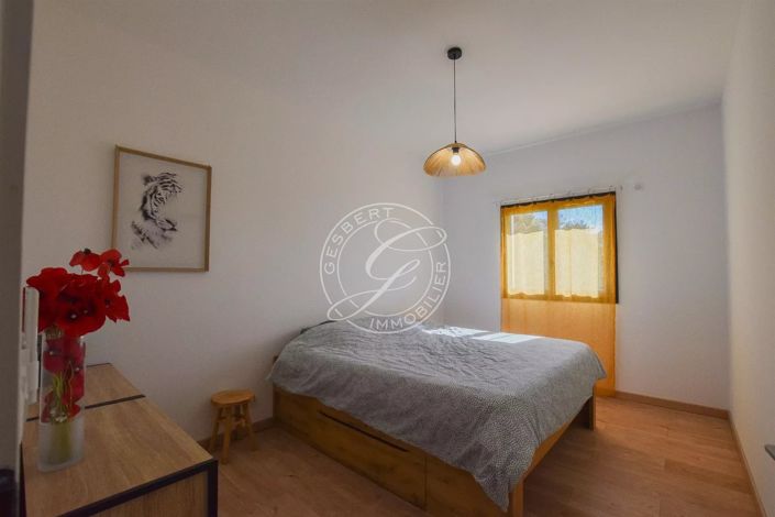 Image No.23-5 Bed House for sale