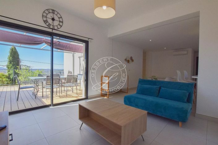 Image No.30-5 Bed House for sale