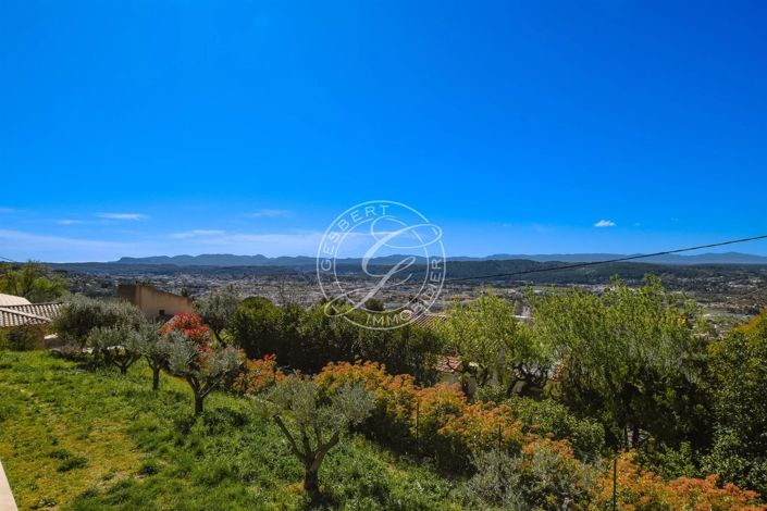 Image No.4-5 Bed House for sale