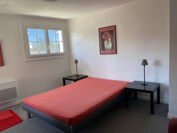 Image No.30-4 Bed Property for sale