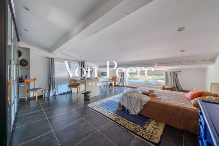 Image No.8-3 Bed House for sale