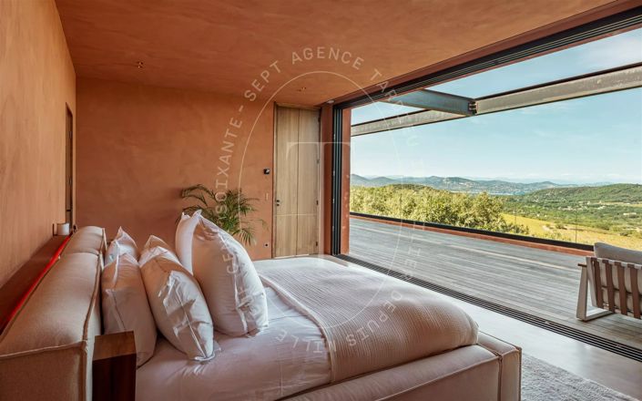 Image No.7-5 Bed House for sale