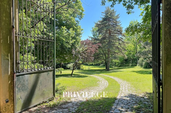 Image No.18-Maison de 4 chambres à vendre à Ecully