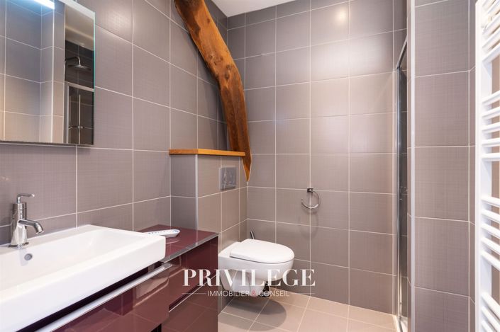 Image No.18-5 Bed House for sale